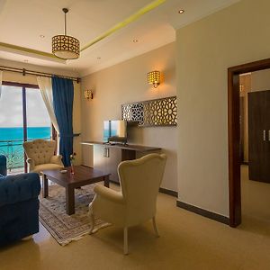 One-Bedroom King Suite Ocean View